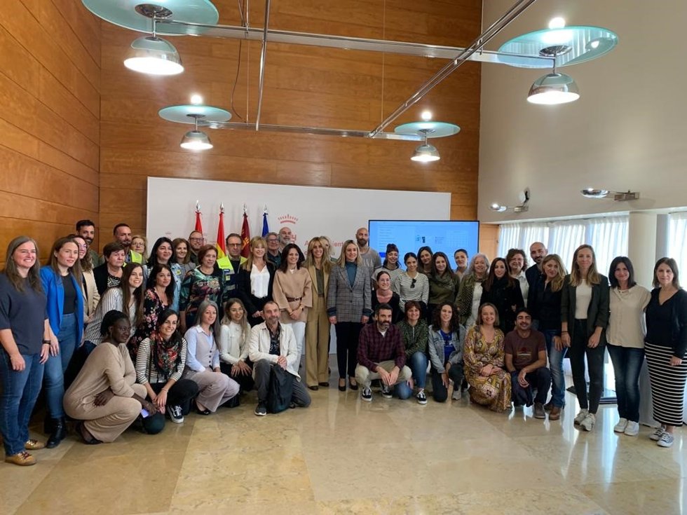 La concejal de Bienestar Social, Familia y Salud, Pilar Torres, presenta el Proyecto de Intervención con Personas sin Hogar: ContiGO!