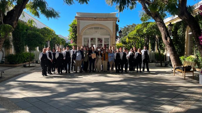 Más De 30 Profesionales Hosteleros Participan En El Primero De Los Cursos Sobre Vinos De Jerez De Diputación Y El Consejo Regulador. La Iniciativa Continuará Mañana Miércoles En Chiclana