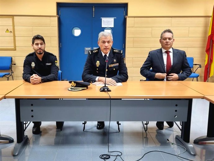 Inauguación de las jornadas formativas organizadas por la Policía Nacional y la Fundación Padre Vinjoy para mejorar la comunicación con personas con discapacidad