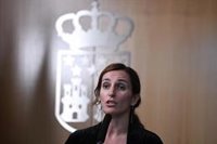 Mónica García califica de "asedio" la manifestación en Ferraz y exige a "los alborotadores" que pidan "perdón"