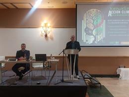 El secretario general de UGT, Pepe Álvarez y el secretario general de UGT Andalucía, Oskar Martín, en la inauguración del curso Acción climática en la negociación colectiva' celebrado en Antequera