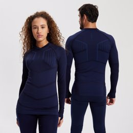 Archivo - Decathlon presenta la camiseta térmica para afrontar el frío en los entrenamientos.