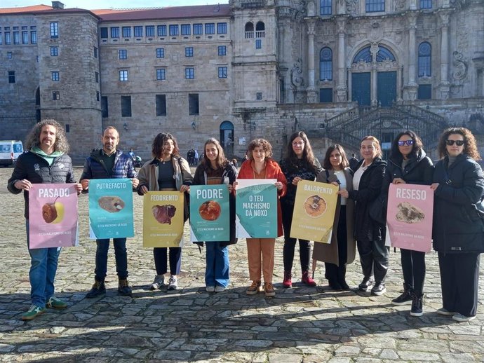 Presentación de la campaña por el 25N del Ayuntamiento de Santiago, 'O teu machismo dá noxo'