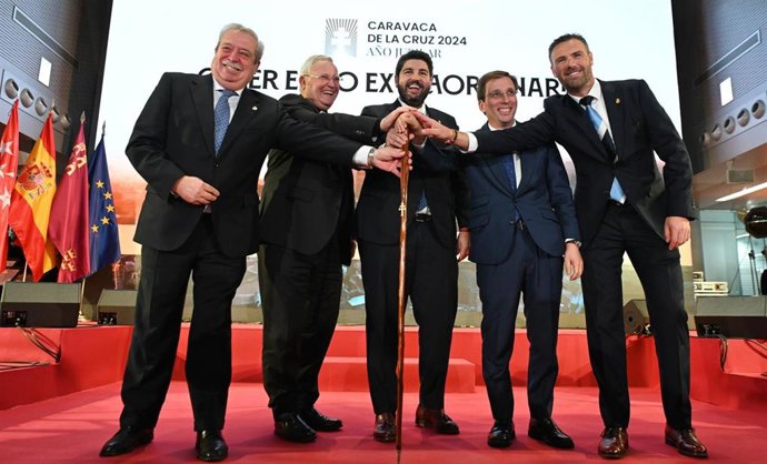 Fernando López Miras presenta la campaña 'Creer en lo extraordinario' del Año Jubilar de Caravaca para atraer a visitantes