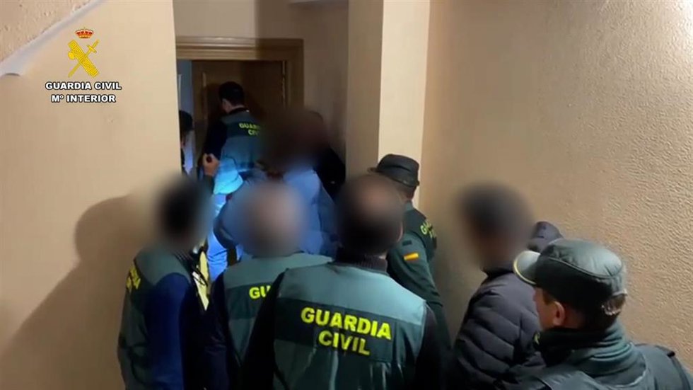 Desarticulado un grupo criminal dedicado al robo de gasolineras en la comarca leonesa de El Bierzo.