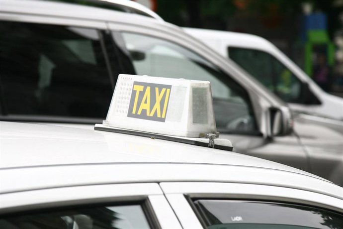 Archivo - Imagen de archivo de un taxi.