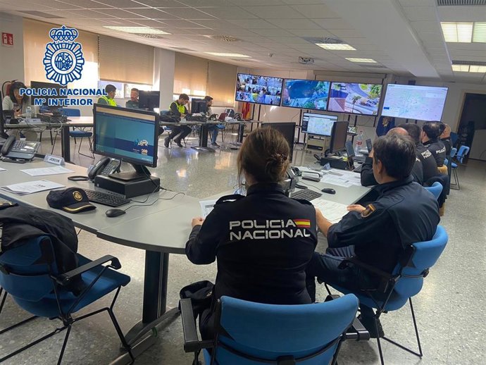 La Policía Nacional Garantiza La Seguridad Del Space Summit 2023