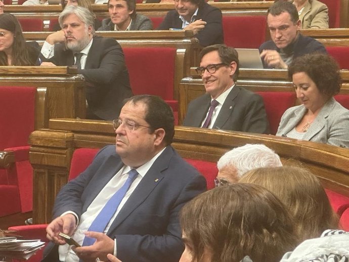 El primer secretario del PSC, Salvador Illa, en el pleno monográfico sobre seguridad en el Parlament