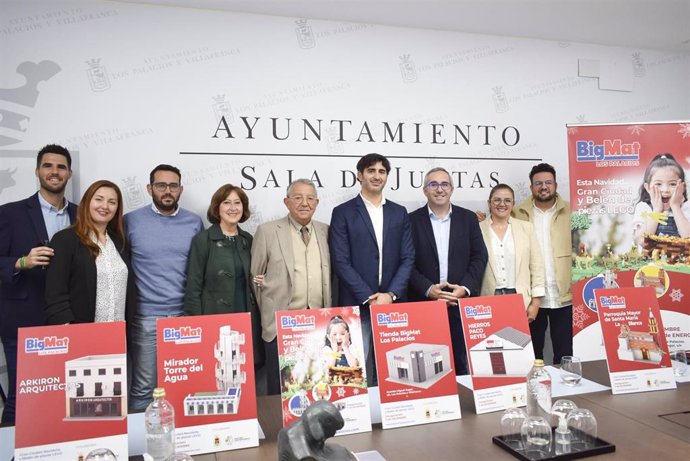 Presentación del Belén de 400.000 piezas de Lego y la 'Gran Ciudad de la Navidad' de Los Palacios.