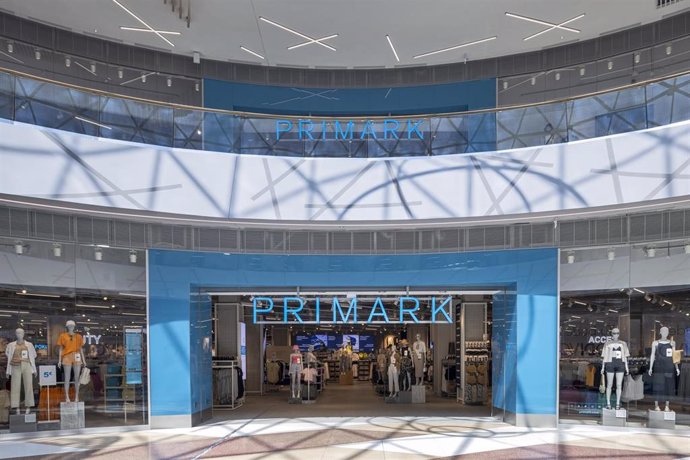 Archivo - Tienda de Primark