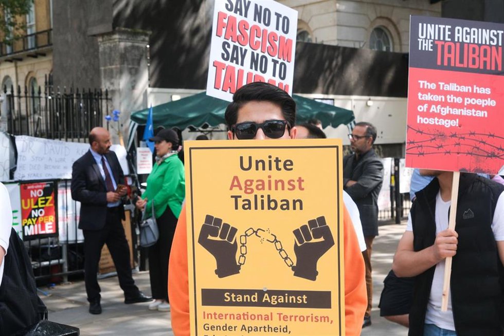 Archivo - Movilización en Londres en protesta por el gobierno talibán en Afganistán.