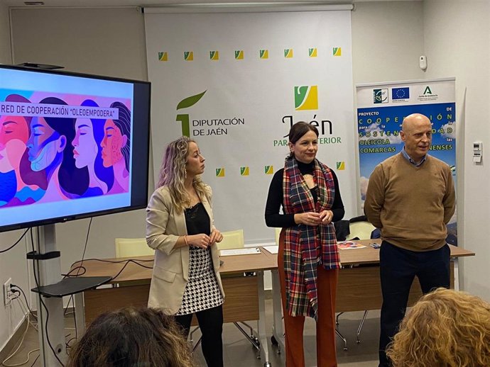 Constitución de la red de cooperación Oleoempodera.