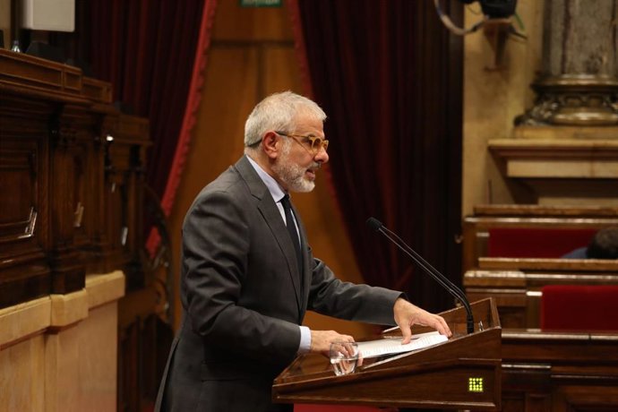 El líder de Cs en el Parlament, Carlos Carrizosa, en el pleno monográfico sobre seguridad