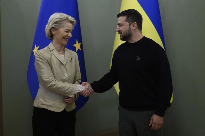 El presidente de Ucrania, Volodimir Zelenski, recibe en Kiev a la presidenta de la Comisión Europea, Ursula von der Leyen