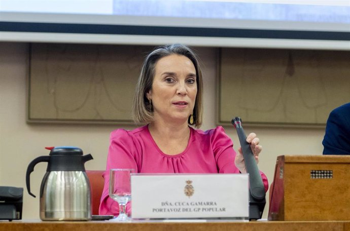 La secretaria general del PP, Cuca Gamarra, inaugura las Jornadas Parlamentarias 'Frente a la amnistía: igualdad, libertad y dignidad', en el Congreso de los Diputados, a 7 de noviembre de 2023, en Madrid (España). El Grupo Parlamentario Popular en el C