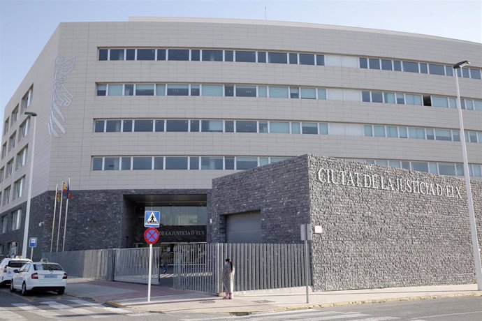 Archivo - Fachada de la Ciutat de la Justicia de la Audiencia de Alicante, con sede en Elche.