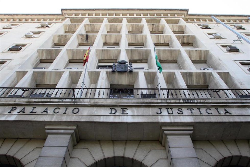Archivo - Exteriores de la Audiencia Provincial de Sevilla