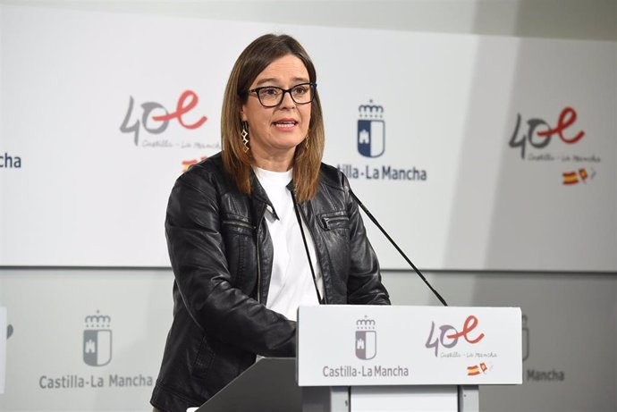 La portavoz del Gobierno regiona, Esther Padilla, en rueda de prensa.