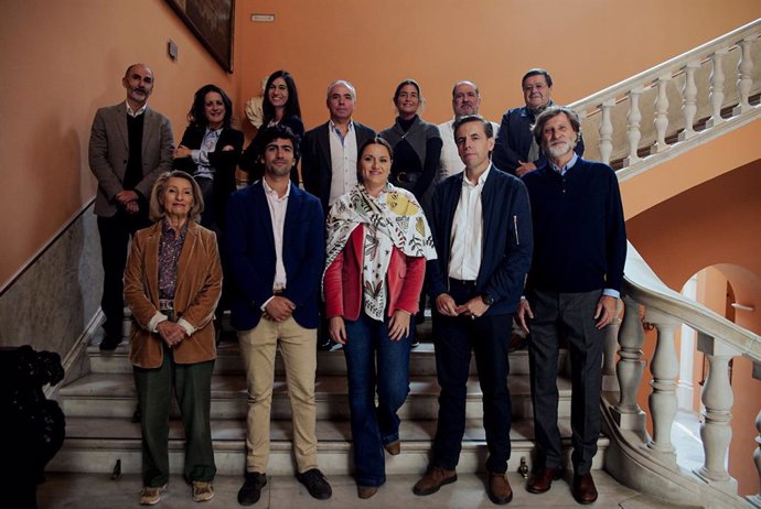 La delegada de Cultura preside el Consejo Asesor de la Bienal de Flamenco.