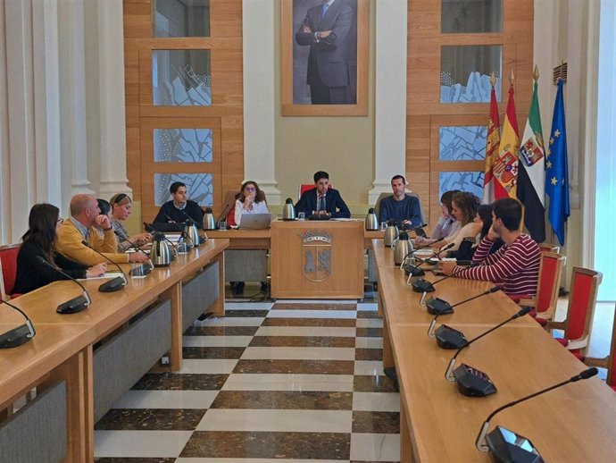 Comisión de Economía y Hacienda del Ayuntamiento de Cáceres celebrada este miércoles en sesión extraordinaria