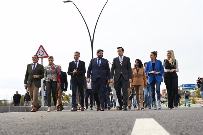 Imagen de la inauguración del tramo 1 de la Ronda Central de Lorca