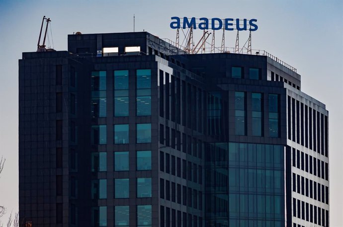 Archivo - Fachada de la sede de Amadeus en el edificio Herre, a 2 de marzo de 2023, en Madrid (España). 