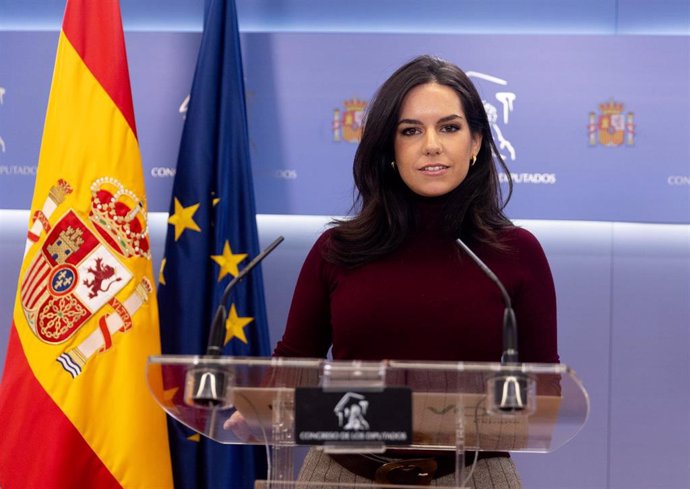 La portavoz de Vox en el Congreso, Pepa Millán, ofrece una rueda de prensa anterior a la Junta de Portavoces, en el Congreso de los Diputados, a 3 de noviembre de 2023, en Madrid (España).