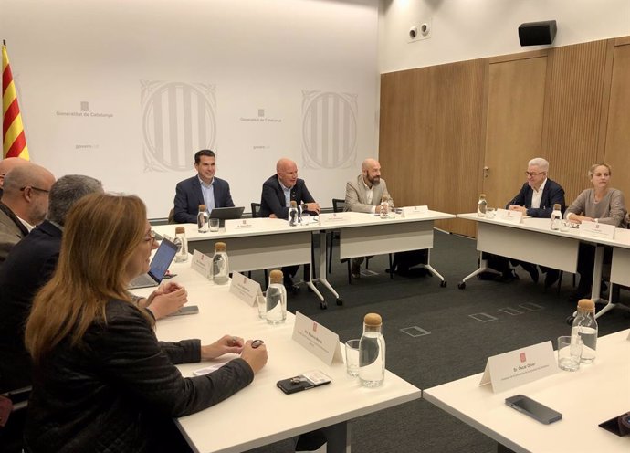 Reunión de Mascort con representantes del mundo local sobre medidas de ahorro de agua ante la sequía