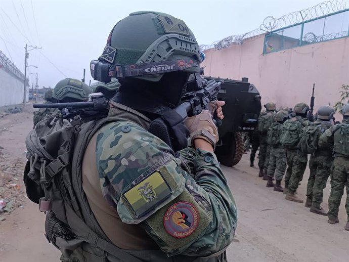 Despliegue militar y policial en la Penitenciaría del Litoral, en Guayaquil