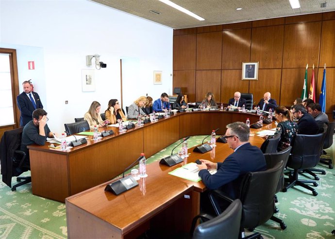 Imagen de este miércoles de la reunión de la Junta de Portavoces del Parlamento.