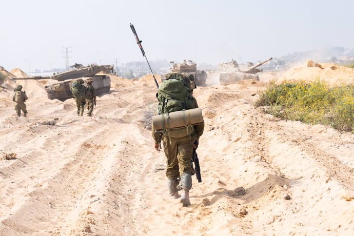 JERUSALEM, Nov. 2, 2023  -- This photo released by Israel Defense Forces on Nov. 2, 2023 shows Israeli troop conducting ground operation in Gaza Strip. The death toll has exceeded 10,000 since the Israel-Hamas conflict broke out on Oct. 7, according to 