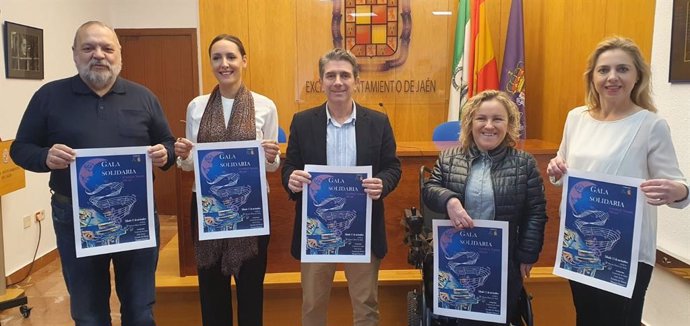 Presentación de la gala a beneficio de Luna Jaén.