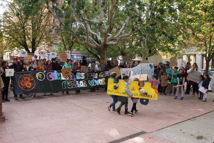 CCOO Huesca apoya a la escuela de Caneto e insta a la administración a buscar una solución