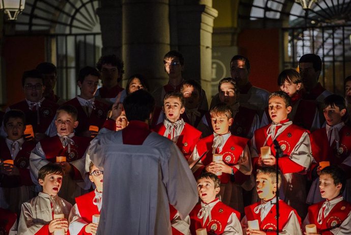 Puy du Fou España presenta su II Temporada de Navidad en la Plaza Mayor de Madrid