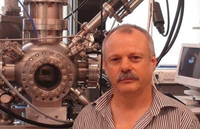 El investigador del IRICA Christopher Binns.