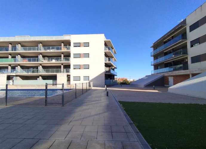 Imatge dels 80 edificis de Deltebre (Tarragona)