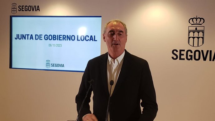 Mazarías durante la rueda de prensa.