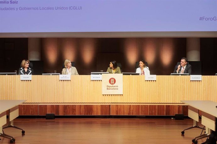 Mesa inaugural del foro de los Gobiernos Locales UE-CELAC.