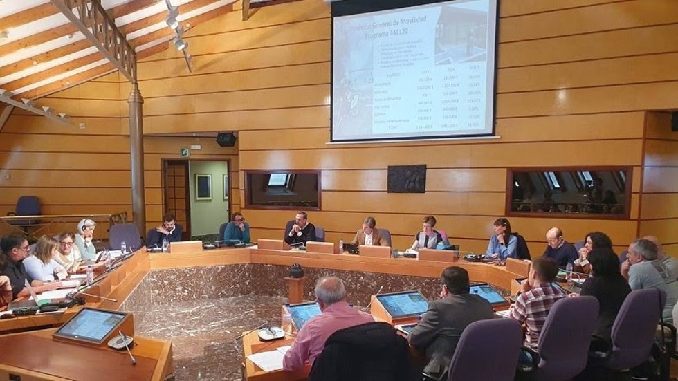 La diputada Sonia Pérez en la Comisión de Hacienda y Finanzas de las Juntas Generales de Bizkaia.