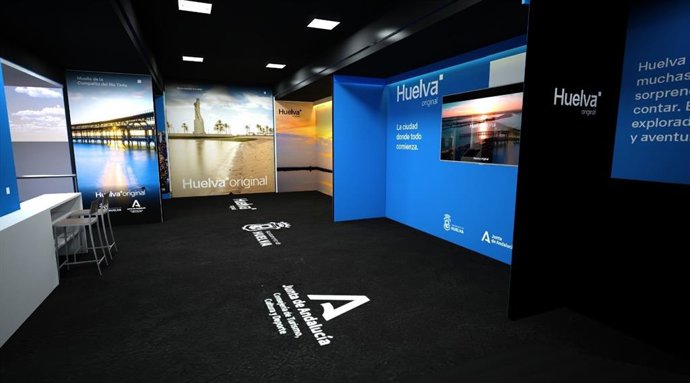 Interior de la unidad móvil que acoge la exposición itinerante 'Huelva original. La ciudad donde todo empieza'.