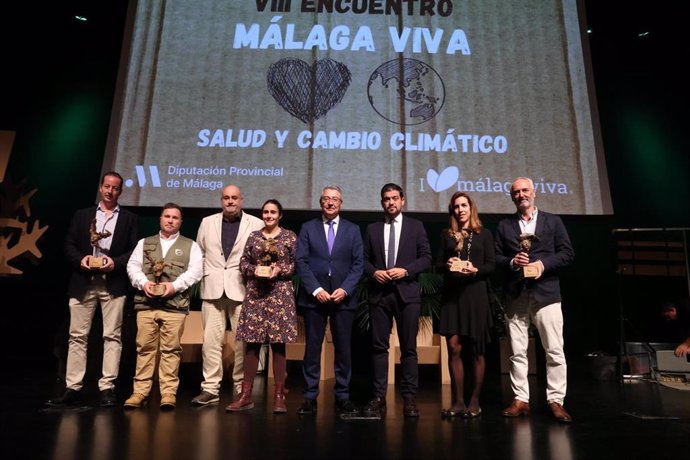 La Diputación entrega sus premios Málaga Viva y reúne a expertos para debatir los efectos del cambio climático en la salud