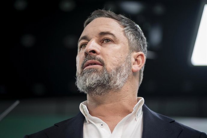 El presidente de Vox, Santiago Abascal, ofrece una rueda de prensa, en la sede nacional de Vox.