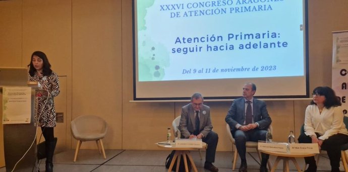 El consejero de Sanidad del Gobierno aragonés, José Luis Bancalero Flores,  en la inauguración de la trigésimo sexta edición del Congreso Aragonés de Atención Primaria