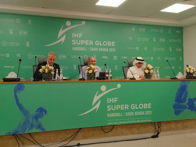 Firma del acuerdo entre la RFEBM y la Federación de Arabia Saudí