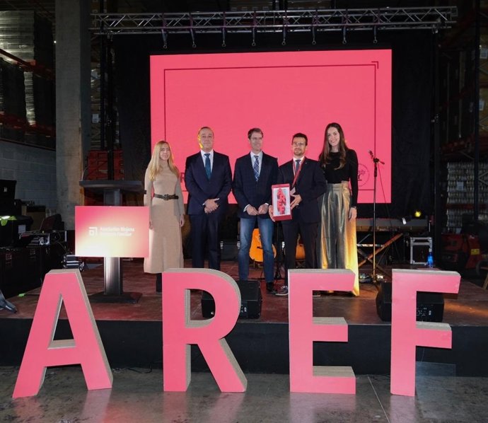 Ruiz de la Torre recibe el Premio a la Empresa Familiar del Año 2023