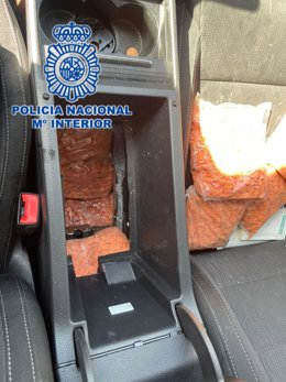 Dos detenidos en Alicante con 37.950 pastillas de éxtasis ocultas en el coche que llevaban de Francia a Murcia