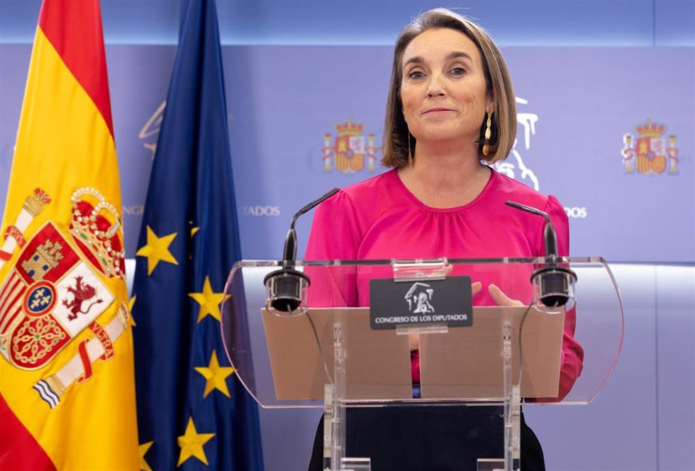La secretaria general del Partido Popular, Cuca Gamarra, durante una rueda de prensa, en el Congreso de los Diputados, a 7 de noviembre de 2023, en Madrid (España). 