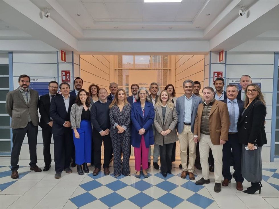 Foto de familia del jurado de los Premios Aster Andalucía Occidental 2023.