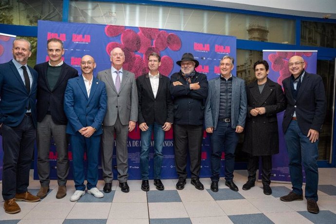 Lleno absoluto en el estreno del documental 'Rioja, la tierra de los mil vinos'