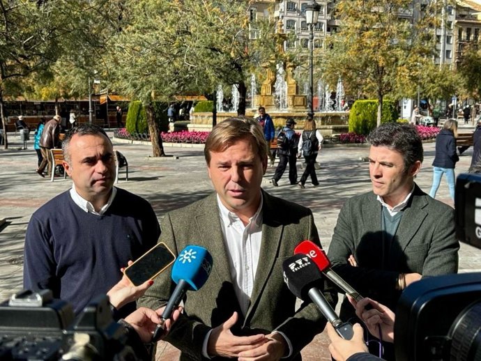 Francis Rodríguez, Antonio Repullo y Jorge Saavedra